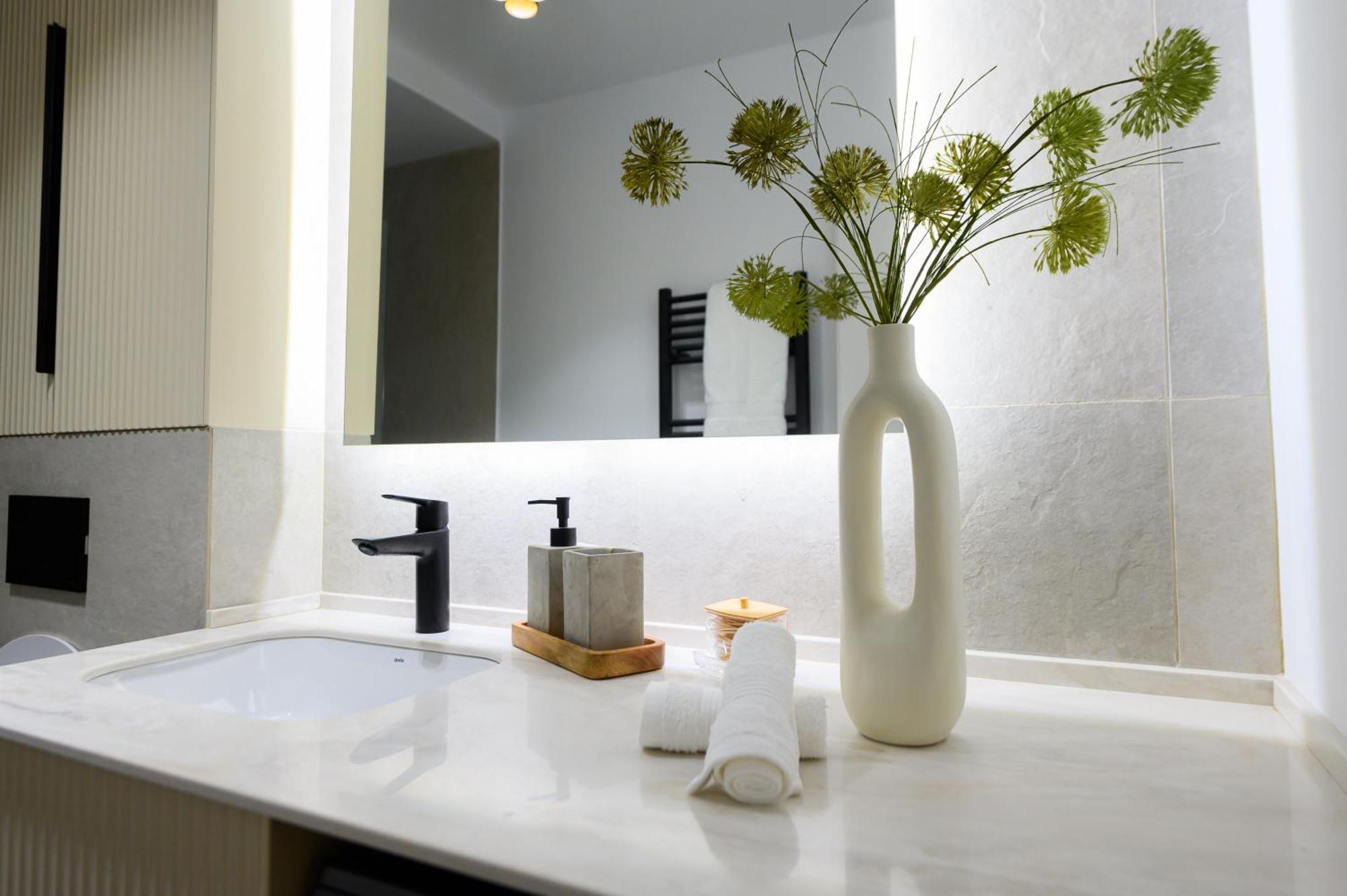 Magheru Apartment Craiova Dış mekan fotoğraf
